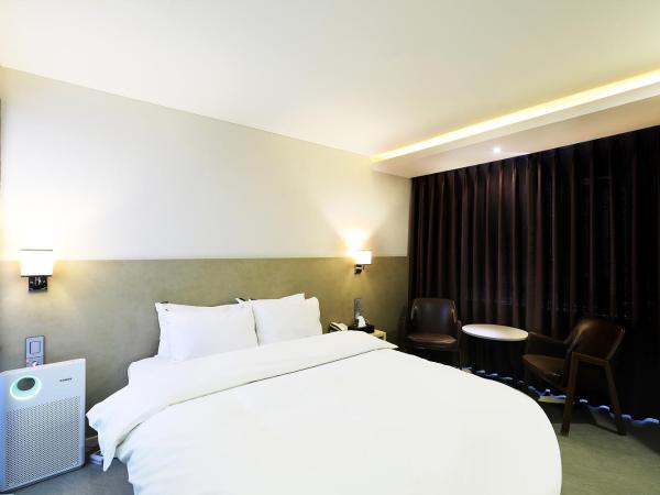 CS Avenue Tourist Hotel : photo 2 de la chambre chambre double