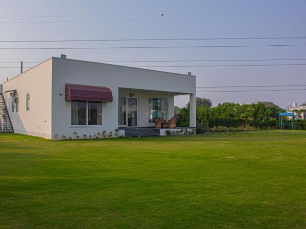 The Peace- A 2BHK Luxury Private Pool Villa : photo 4 de la chambre villa avec piscine privée