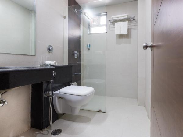 Sanctum Suites BEL Road Bangalore : photo 4 de la chambre chambre lit king-size premium