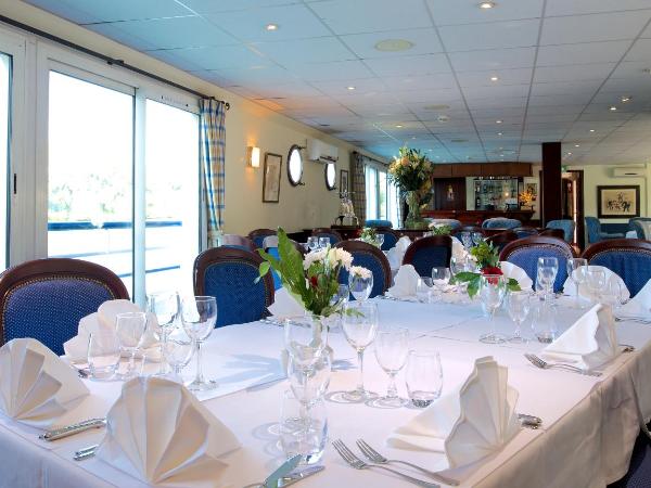 Bateau Hotel à quai Le Chardonnay : photo 4 de la chambre chambre lits jumeaux supérieure - vue sur ville