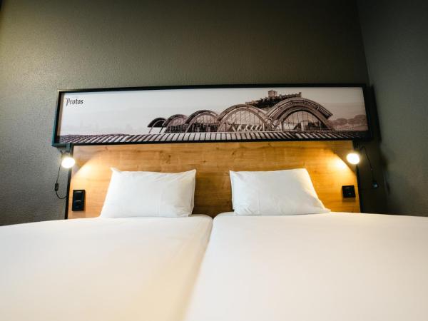 Ibis Valladolid : photo 8 de la chambre chambre lits jumeaux standard