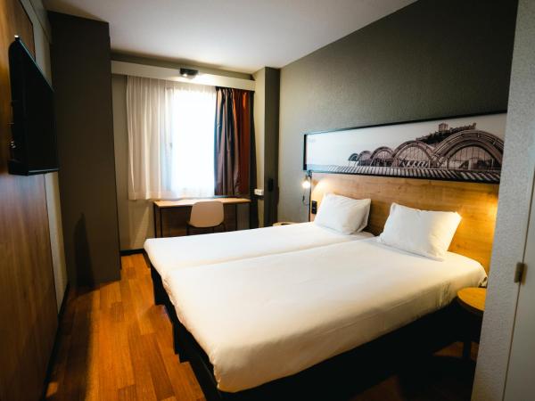 Ibis Valladolid : photo 9 de la chambre chambre lits jumeaux standard