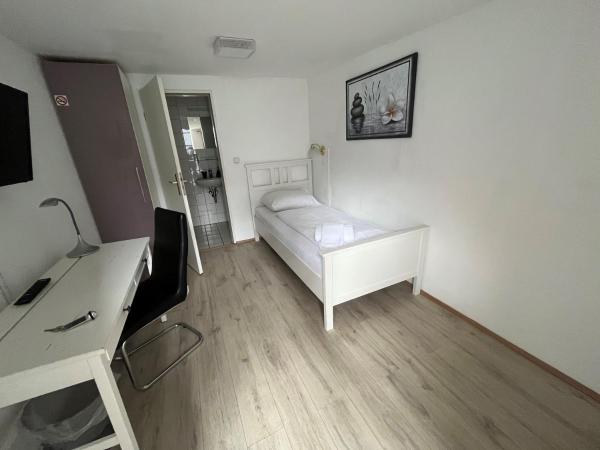 Pension Donau : photo 1 de la chambre chambre simple Économique