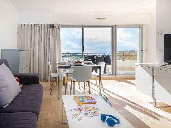 Nemea Appart Hotel Le Lido Cagnes sur Mer : photo 6 de la chambre appartement 1 chambre (4 adultes) - vue sur piscine