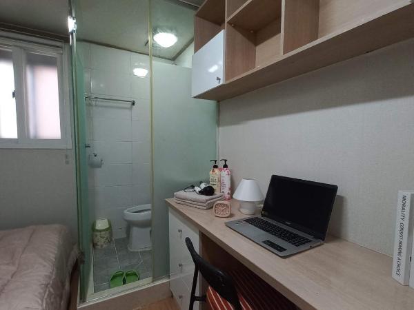 Haechi Stay GuestHouse - For foreigners only : photo 6 de la chambre chambre simple avec salle de bains 