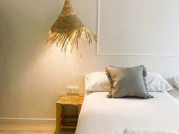COLLECTION PORT - B&B Boutique , Alicante Center : photo 10 de la chambre chambre double deluxe avec douche