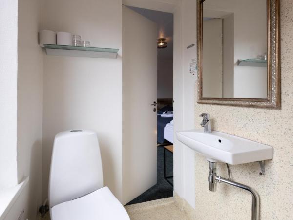 Milling Hotel Mini 19 : photo 3 de la chambre petite chambre simple