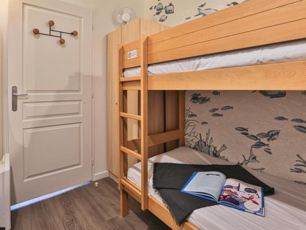 Résidence Pierre & Vacances Centre : photo 4 de la chambre studio supérieur avec alcôve de couchage (4 personnes)