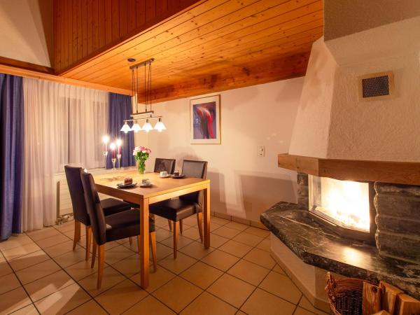 Hotel Grindelwalderhof : photo 2 de la chambre appartement eiger 