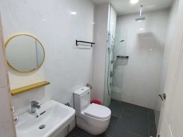 Reizz Residence By Luxury Suites : photo 3 de la chambre appartement avec balcon