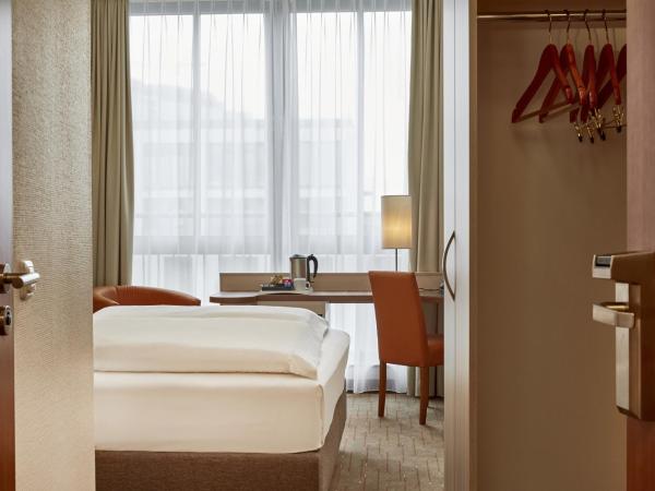 H+ Hotel Berlin Mitte : photo 4 de la chambre chambre double affaires