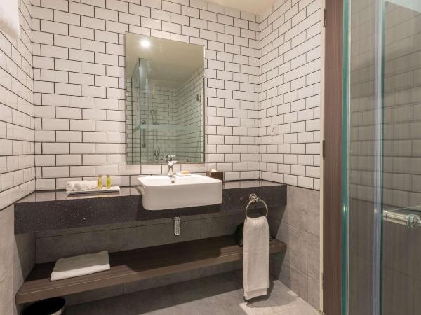 Hilton Garden Inn Kuala Lumpur - North : photo 3 de la chambre chambre lit queen-size 