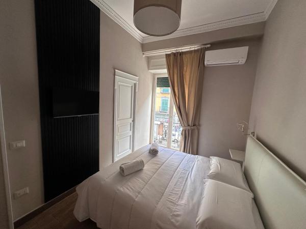 Parthenope Rooms : photo 3 de la chambre chambre lit king-size standard