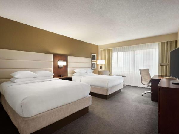 DoubleTree by Hilton Orlando Downtown : photo 2 de la chambre hébergement avec 2 lits queen-size