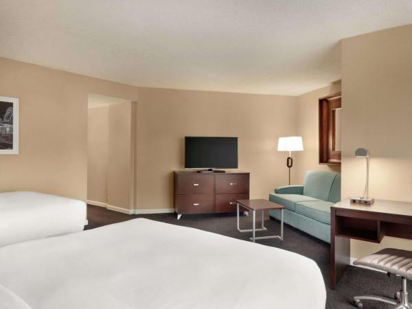 DoubleTree by Hilton Orlando Downtown : photo 2 de la chambre chambre lit queen-size d'angle avec 2 lits queen-size