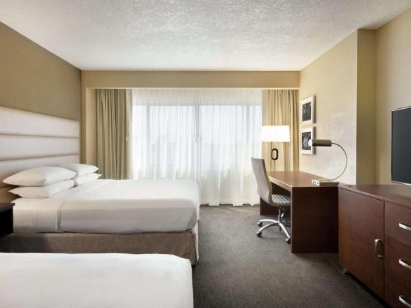DoubleTree by Hilton Orlando Downtown : photo 2 de la chambre chambre avec 2 lits queen-size et baignoire - accessible aux personnes à mobilité réduite