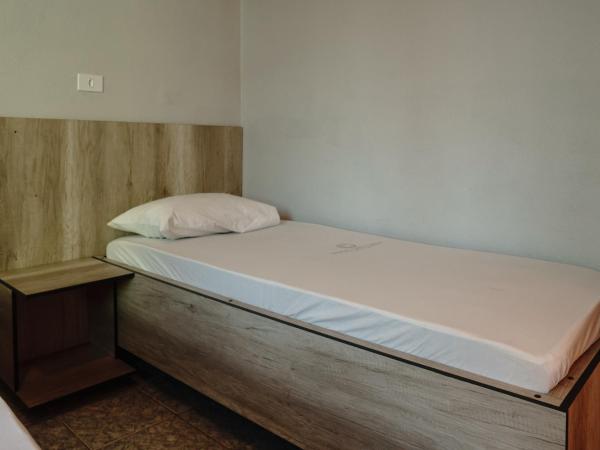 Hotel city Clélia : photo 2 de la chambre chambre simple Économique