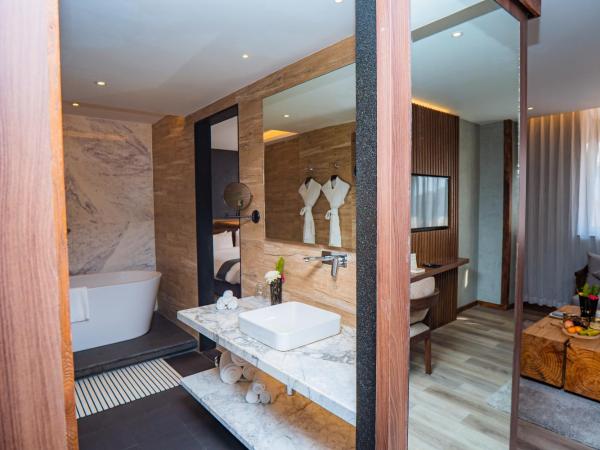 Hotel Barahi Kathmandu : photo 5 de la chambre suite junior