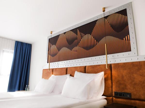 Hotel M23 Mariacka Katowice Centrum : photo 5 de la chambre appartement