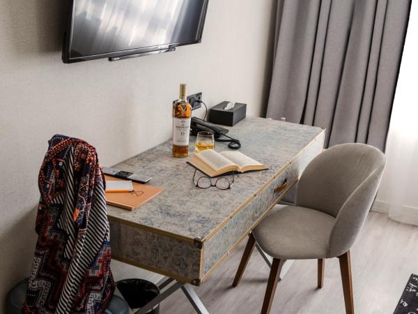 Hotel M23 Mariacka Katowice Centrum : photo 2 de la chambre chambre double supérieure