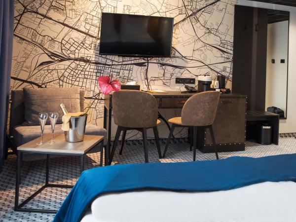 Hotel M23 Mariacka Katowice Centrum : photo 6 de la chambre chambre double supérieure