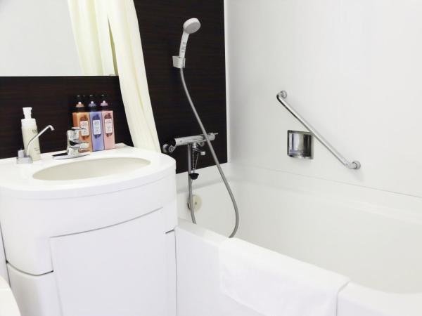 Kyoto Tower Hotel : photo 6 de la chambre chambre familiale de luxe - non-fumeurs 