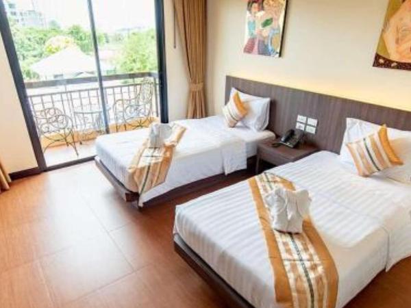 The LD Pattaya Hotel : photo 3 de la chambre chambre lits jumeaux standard
