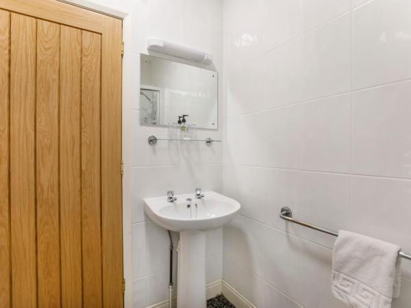 St Marys Guest House : photo 5 de la chambre twin room – 1st floor (7)