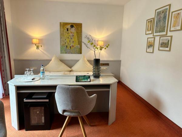 Würmtaler Gästehaus : photo 6 de la chambre chambre double