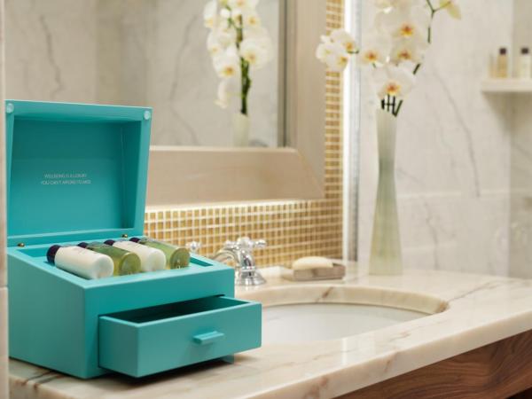 Corinthia Lisbon : photo 6 de la chambre chambre supérieure lit queen-size