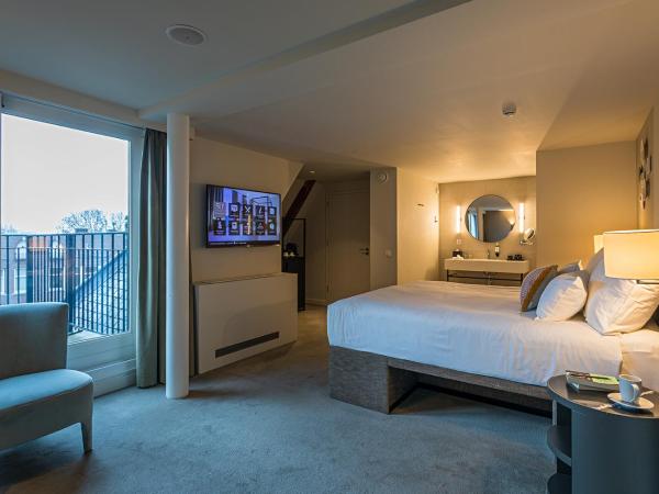 Pestana Amsterdam Riverside : photo 2 de la chambre hébergement exécutif avec terrasse