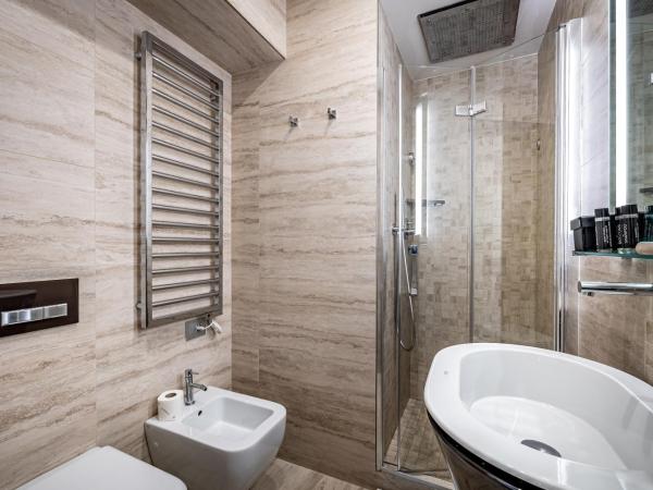 Rivalta Hotel - Alfieri Collezione : photo 9 de la chambre chambre double supérieure