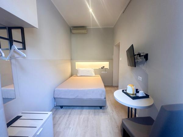 Hotel Giappone : photo 3 de la chambre chambre simple avec salle de bains extérieure privative