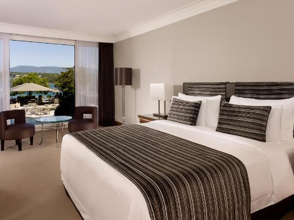 Hotel President Wilson, a Luxury Collection Hotel, Geneva : photo 1 de la chambre chambre lit king-size ou lits jumeaux de luxe avec vue sur la piscine