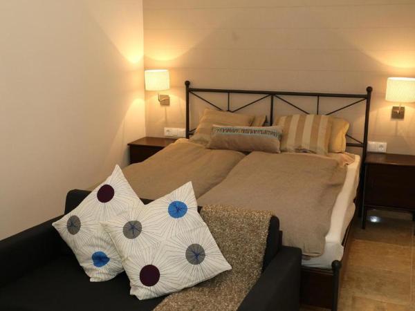 Guesthouse Villa Maggie : photo 3 de la chambre studio lit queen-size de luxe