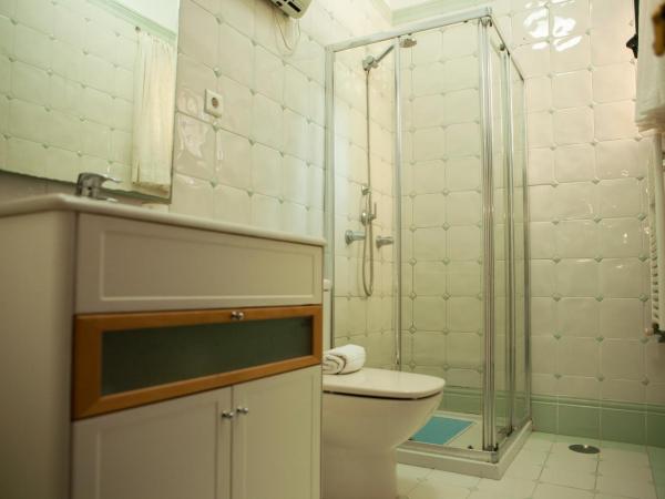 Porto Concept Home - University Residence & Guesthouse - Pólo II Areosa : photo 3 de la chambre chambre double