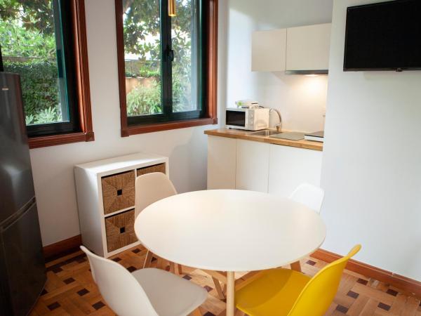 Porto Concept Home - University Residence & Guesthouse - Pólo II Areosa : photo 4 de la chambre studio