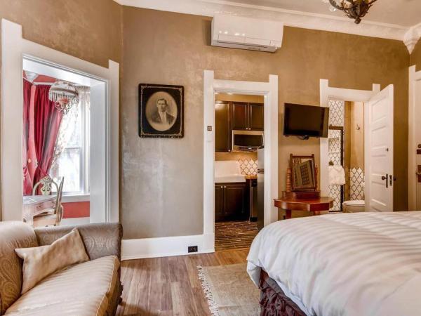 The Holiday Chalet Victorian : photo 3 de la chambre studio lit king-size deluxe