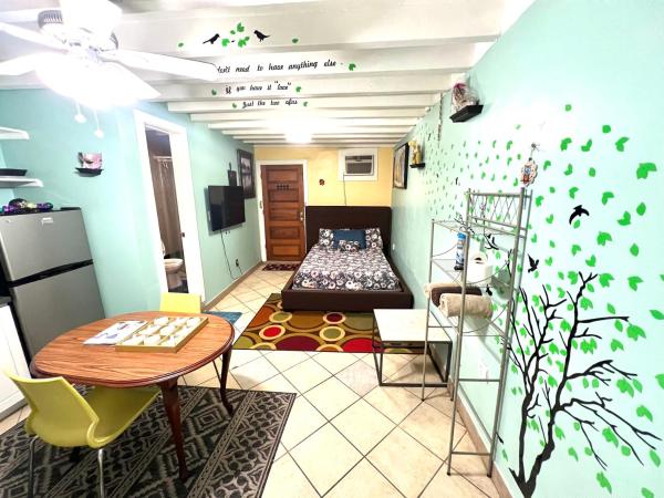 New Orleans French Quarter Inn : photo 4 de la chambre studio deluxe