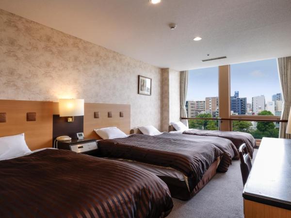 Hotel Osaka Castle : photo 2 de la chambre chambre quadruple