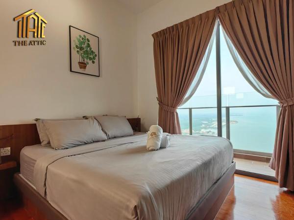 Attic Home Melaka Silverscape Residence & Jonker : photo 8 de la chambre luxury family 3 bedroom suite (private bathtub and sea view)