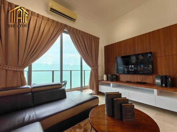 Attic Home Melaka Silverscape Residence & Jonker : photo 4 de la chambre luxury family 3 bedroom suite (private bathtub and sea view)