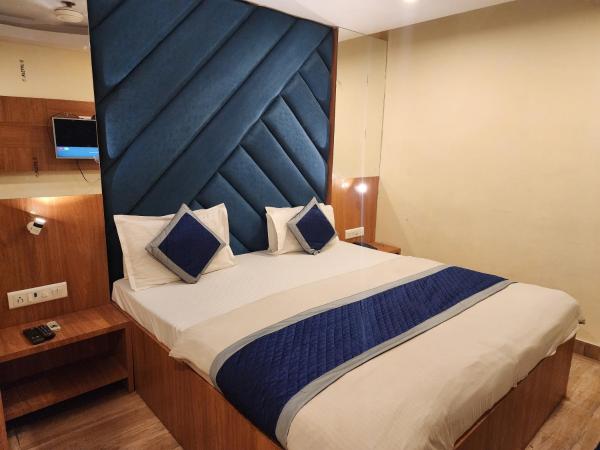 Hotel Savera : photo 1 de la chambre suite