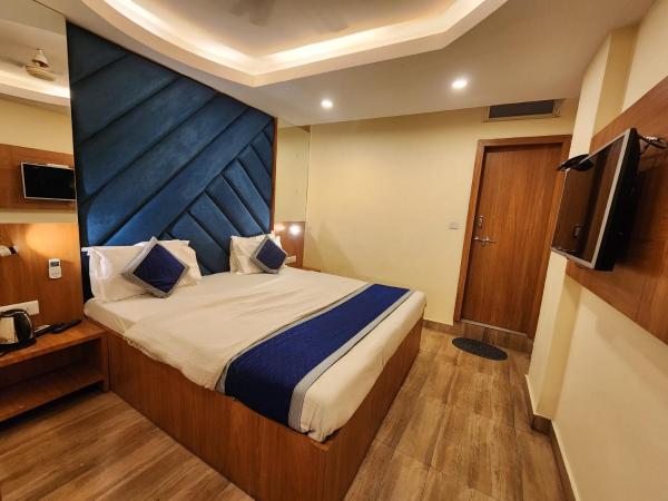 Hotel Savera : photo 9 de la chambre suite