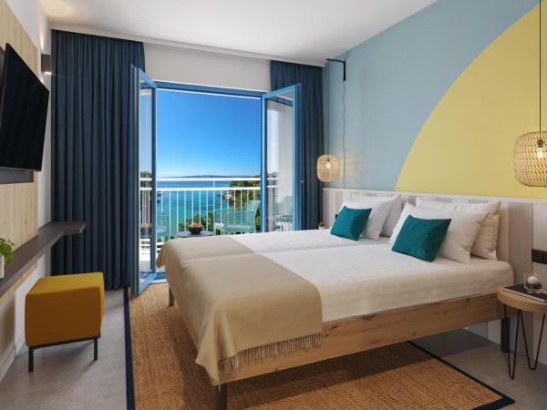 Krk Sunny Hotel : photo 2 de la chambre room for 2 seaview