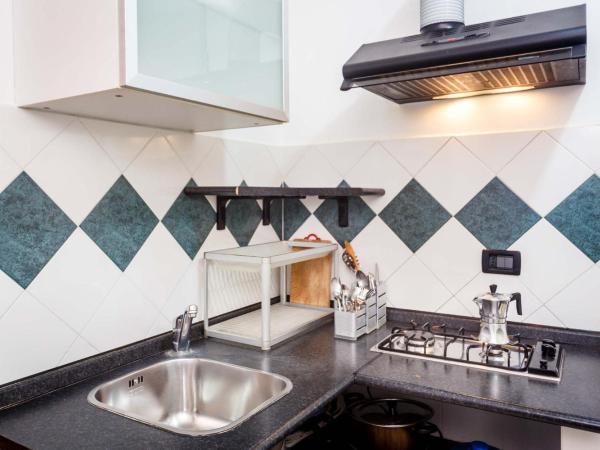 Hotel Cairoli : photo 9 de la chambre studio