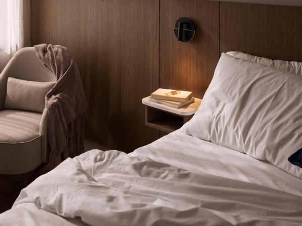 Rydges North Sydney : photo 1 de la chambre chambre lit king-size