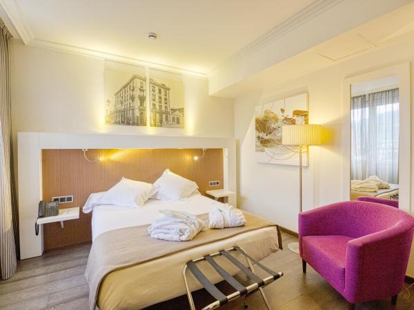 Gran Hotel España : photo 1 de la chambre chambre double ou lits jumeaux