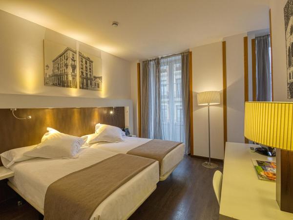 Gran Hotel España : photo 4 de la chambre chambre double ou lits jumeaux