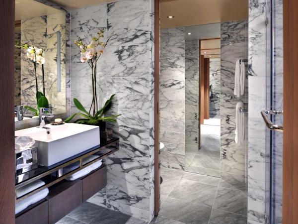 The Hari London : photo 5 de la chambre suite lit king-size